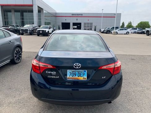 Used 2018 Toyota Corolla LE w/ Carpet Mat Package (TMS) FWD image 5