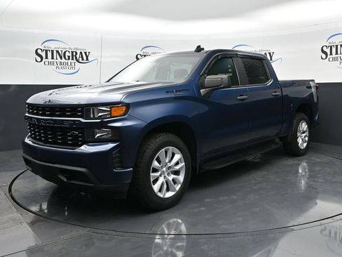 Used 2022 Chevrolet Silverado 1500 Custom w/ LPO, Dark Essentials Package RWD image 3