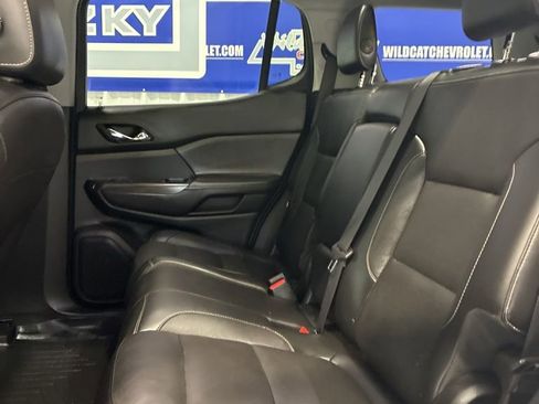 Used 2017 GMC Acadia SLT image 37