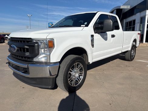 Used 2021 Ford F250 XL w/ Power Equipment Group image 2