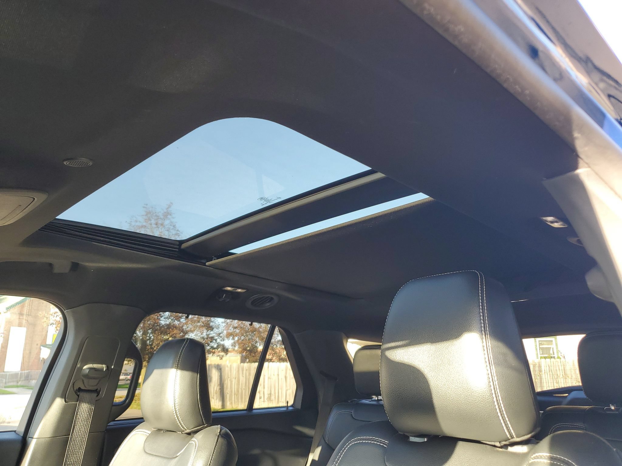 Used 2020 Ford Explorer ST w/ ST High-Performance Pack AWD/4WD image 18