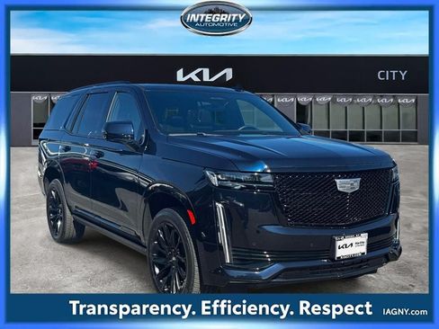 Used 2024 Cadillac Escalade Sport w/ LPO, ONYX Package AWD/4WD image 1