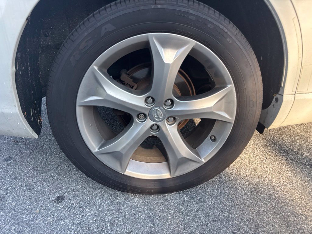 Used 2012 Toyota Venza XLE AWD/4WD image 4