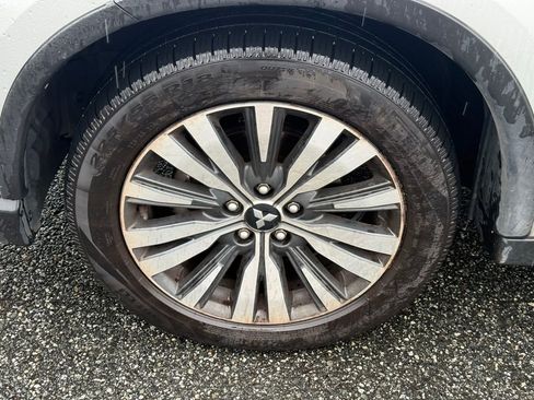 Used 2020 Mitsubishi Outlander SEL AWD/4WD image 11