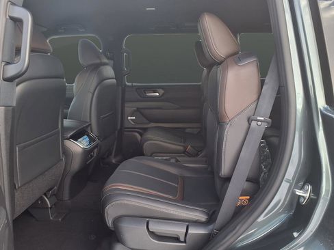 New 2026 Nissan Armada SL w/ Captain's Chari Seat Package AWD/4WD image 44