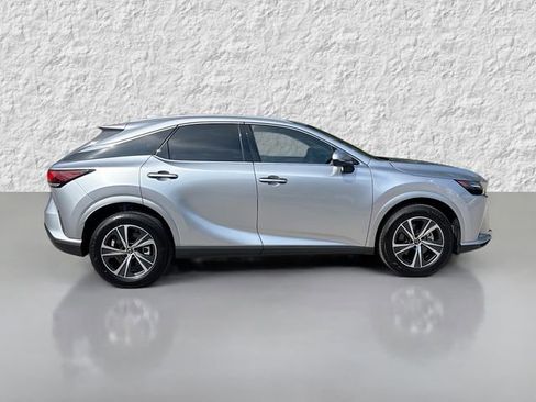 Used 2025 Lexus RX 350 Premium image 2