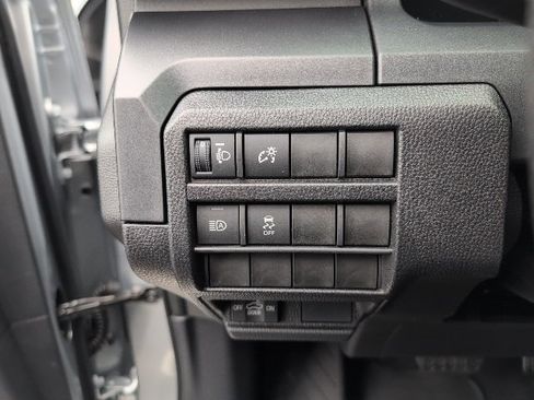 New 2025 Toyota Tacoma SR image 14