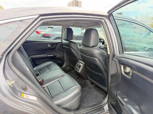 Used 2014 Toyota Avalon XLE Touring FWD image 22