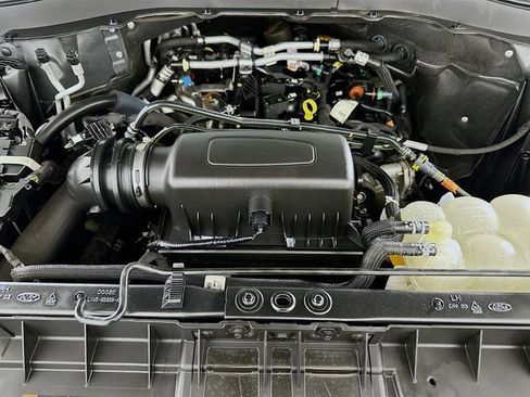 Certified 2021 Ford Explorer XLT w/ Equipment Group 202A image 23