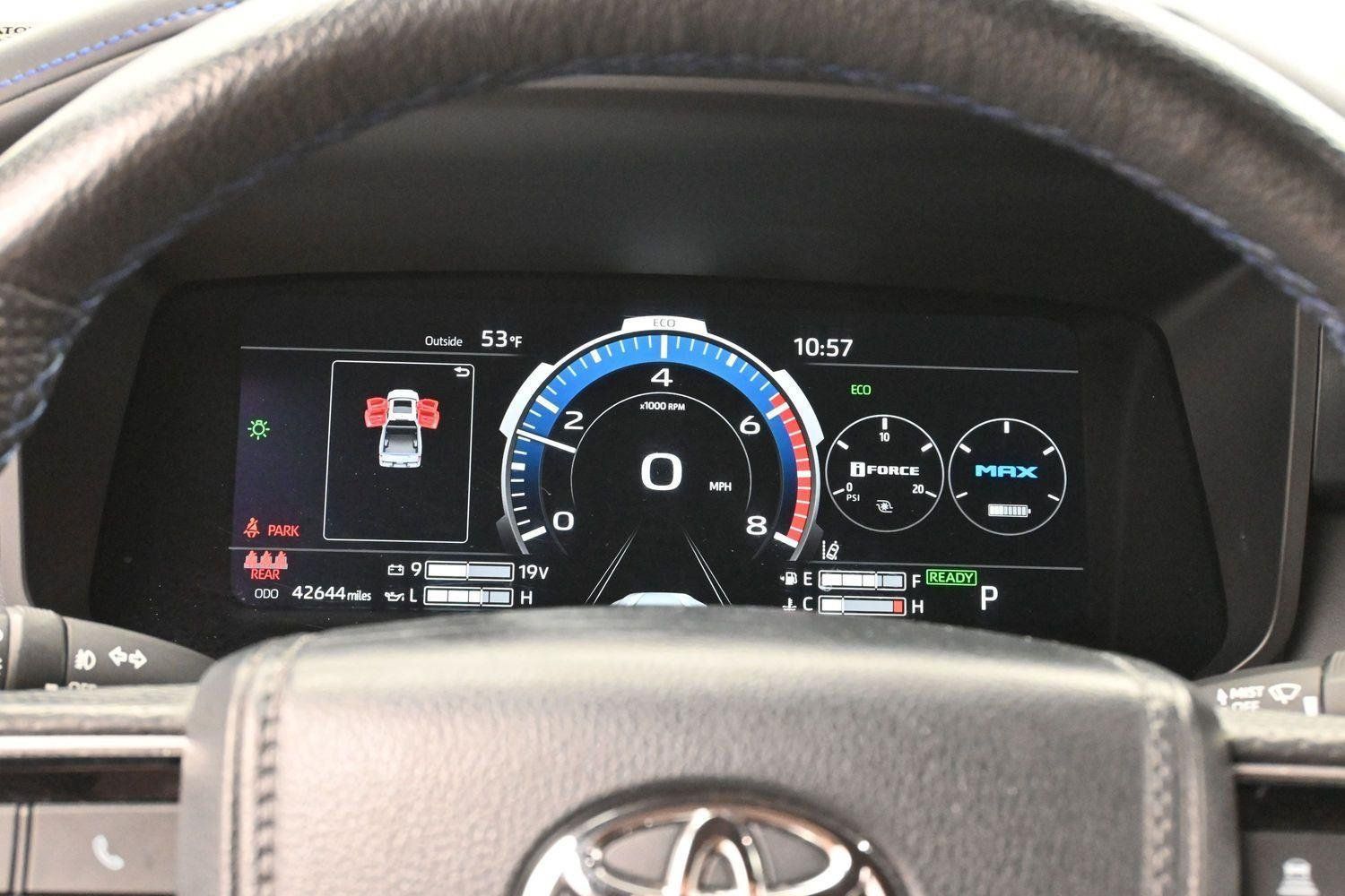 Used 2024 Toyota Tundra Platinum AWD/4WD image 18