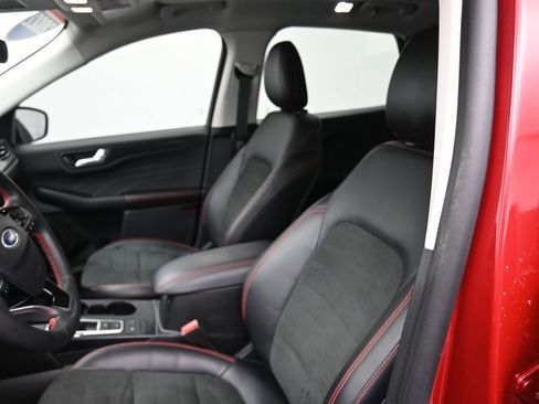 Used 2022 Ford Escape SEL w/ SEL Stealth AWD Package image 12