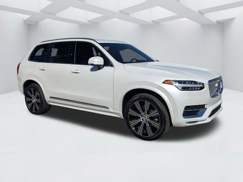 Certified 2023 Volvo XC90 B6 Ultimate w/ Protection Package Premier AWD/4WD image 2