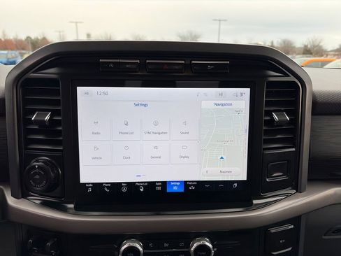 Used 2024 Ford F150 XLT image 27