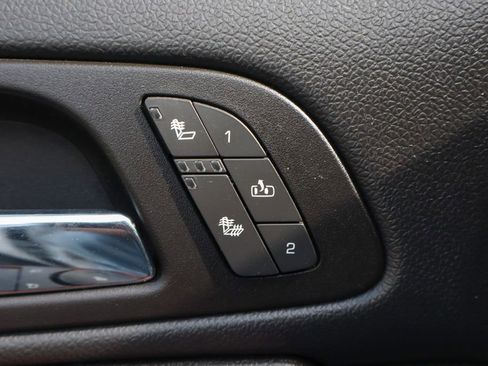 Used 2013 Chevrolet Suburban 2500 LT AWD/4WD image 16