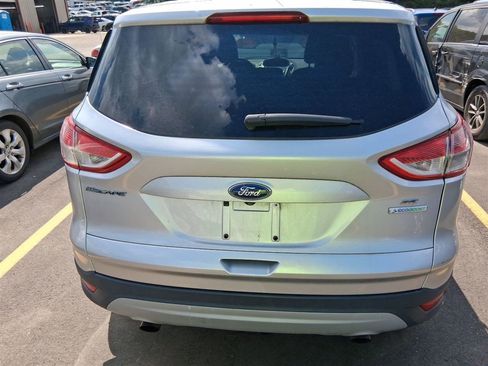Used 2015 Ford Escape SE FWD image 4
