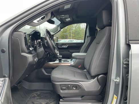 Used 2023 Chevrolet Silverado 1500 RST w/ Redline Edition AWD/4WD image 29