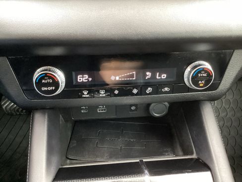 Used 2022 Mitsubishi Outlander SEL Black Edition image 23