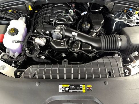 Used 2025 Jeep Grand Cherokee Overland image 6