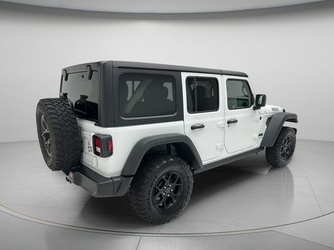 Used 2025 Jeep Wrangler Unlimited Sport AWD/4WD image 5