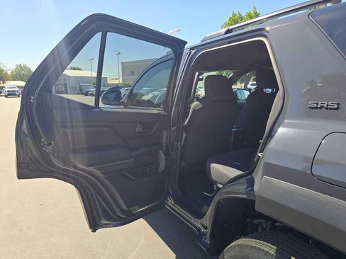 Certified 2026 Toyota 4Runner SR5 AWD/4WD image 18