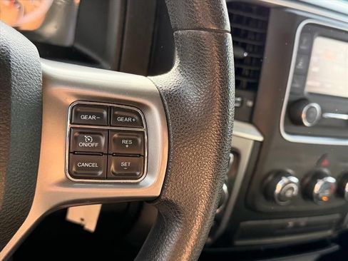 Used 2021 RAM 1500 Classic SLT AWD/4WD image 19
