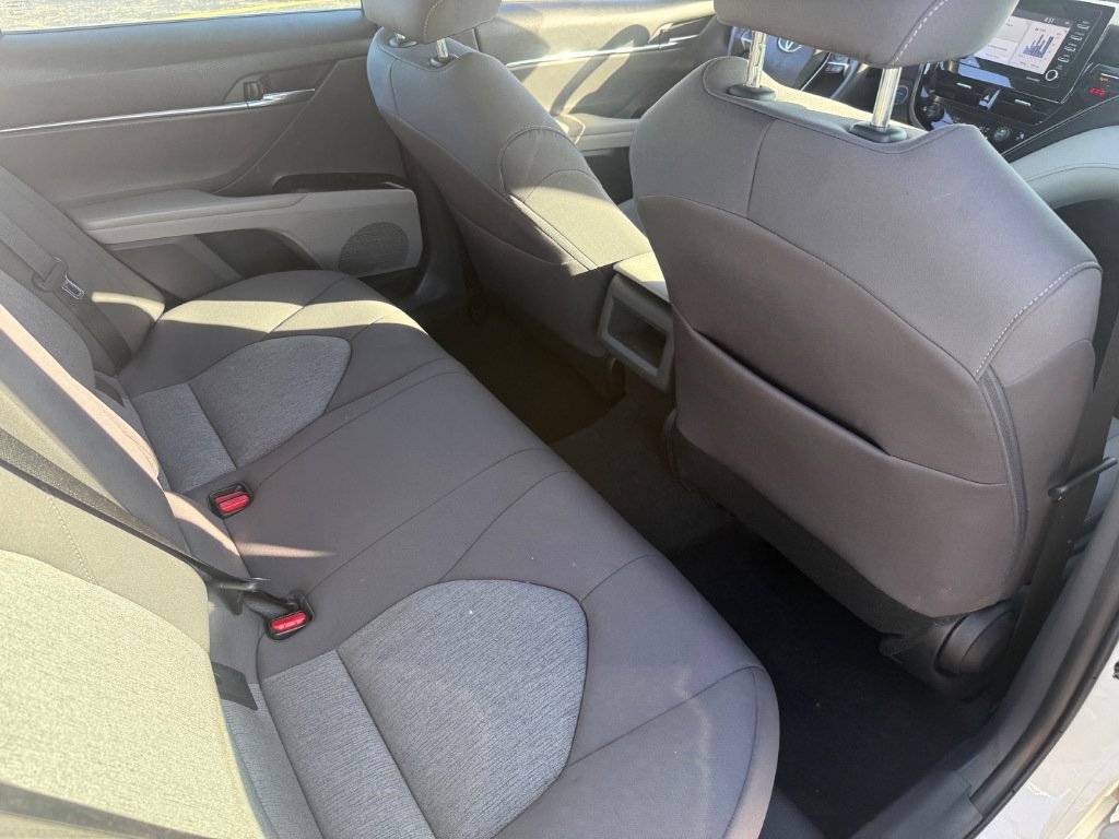 Used 2024 Toyota Camry LE FWD image 4