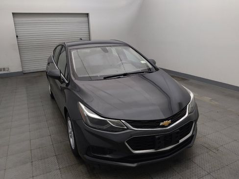 Used 2017 Chevrolet Cruze LT FWD image 14