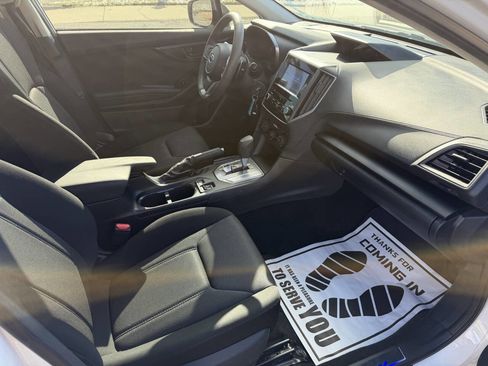 Used 2019 Subaru Impreza 2.0i Premium image 8