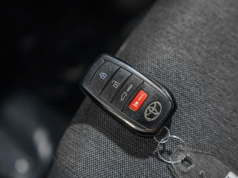 Used 2025 Toyota Camry LE image 42