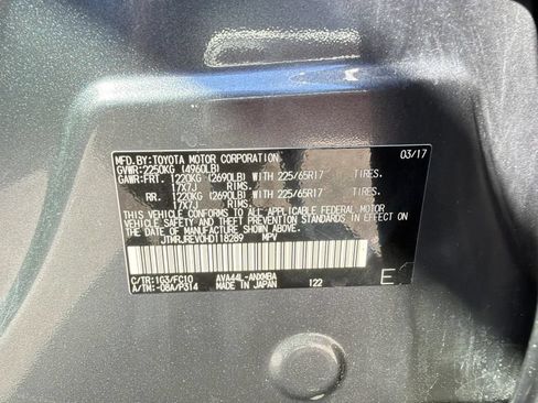 Used 2017 Toyota RAV4 XLE w/ All Weather Liner Package AWD/4WD image 32