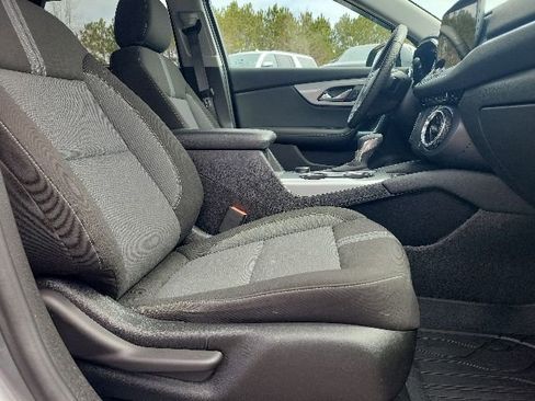 Used 2024 Chevrolet Blazer LT w/ Convenience Package AWD/4WD image 17