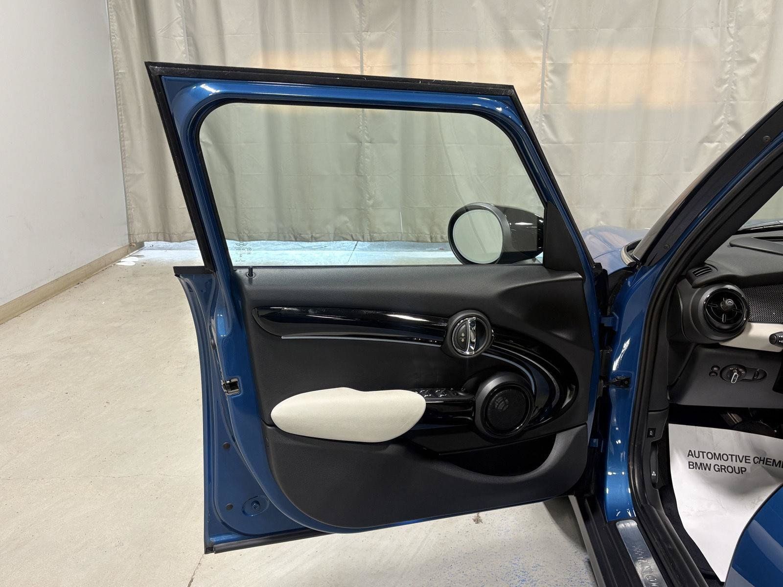 Used 2024 MINI Cooper S FWD image 24