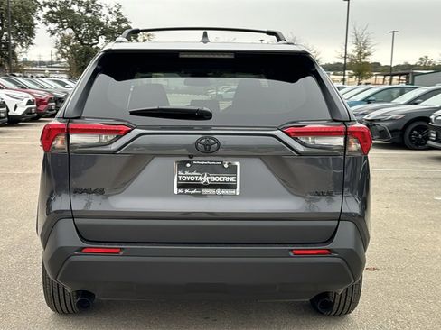 New 2025 Toyota RAV4 XLE image 7
