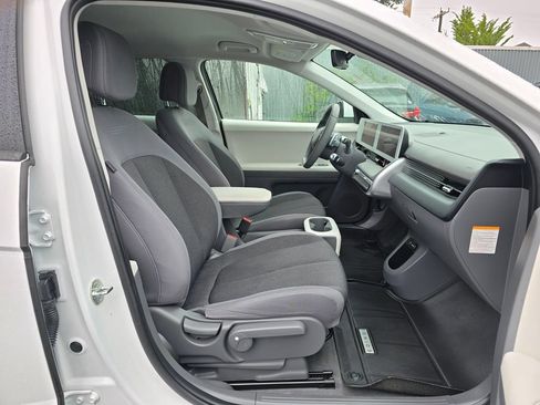 Used 2024 Hyundai Ioniq 5 SEL RWD image 11