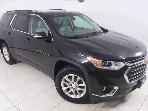 Used 2019 Chevrolet Traverse LT w/ LPO, Floor Liner Package AWD/4WD image 16