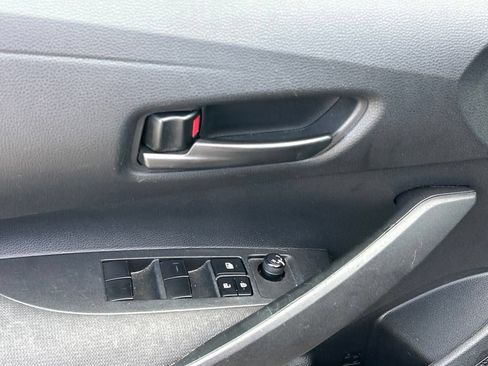 Used 2024 Toyota Corolla LE FWD image 18