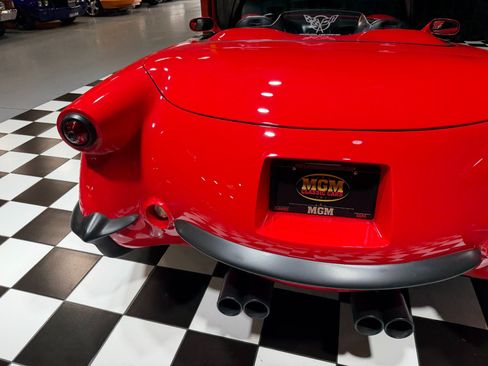 Used 1999 Chevrolet Corvette Convertible w/ Memory Pkg RWD image 29
