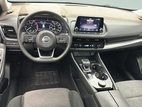 Used 2021 Nissan Rogue SV AWD/4WD image 12