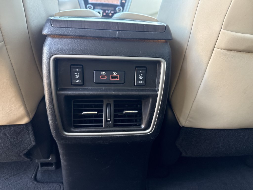 Used 2020 Nissan Murano Platinum w/ Cargo Package FWD image 31