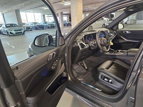 New 2026 BMW X5 xDrive50e w/ M Sport Package AWD/4WD image 32