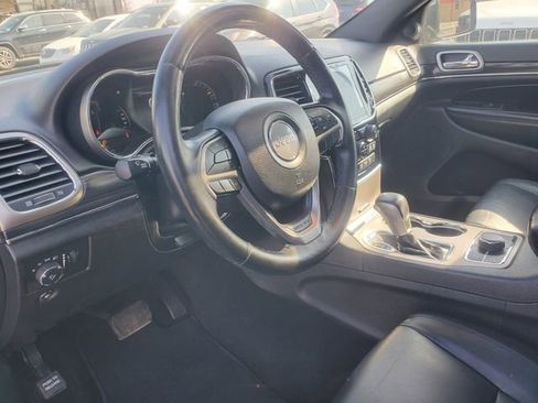 Used 2019 Jeep Grand Cherokee Limited image 15