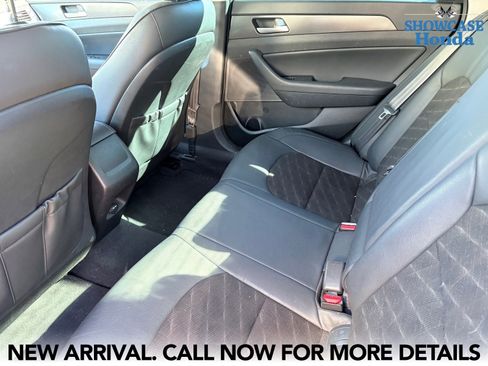 Used 2016 Hyundai Sonata Sport w/ Option Group 1V image 8