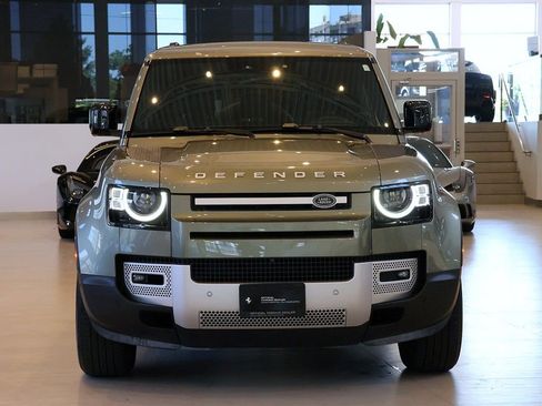 Used 2025 Land Rover Defender 110 S AWD/4WD image 20