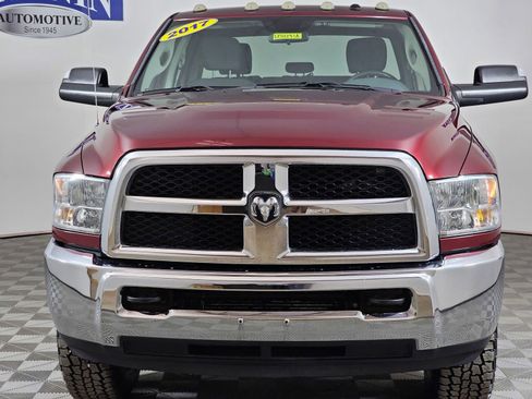 Used 2017 RAM 2500 Tradesman w/ Chrome Appearance Group image 10