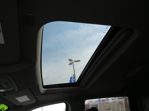 New 2026 GMC Sierra 1500 SLT w/ SLT Premium Plus Package image 18