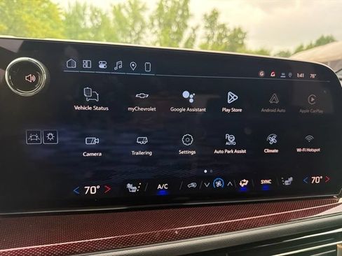 New 2026 Chevrolet Traverse Z71 w/ Enhanced Driving Package AWD/4WD image 22