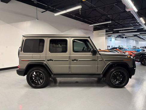Used 2025 Mercedes-Benz G 550 image 10