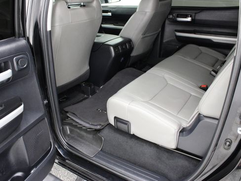 Used 2021 Toyota Tundra SR5 w/ SR5 Leather Package AWD/4WD image 28