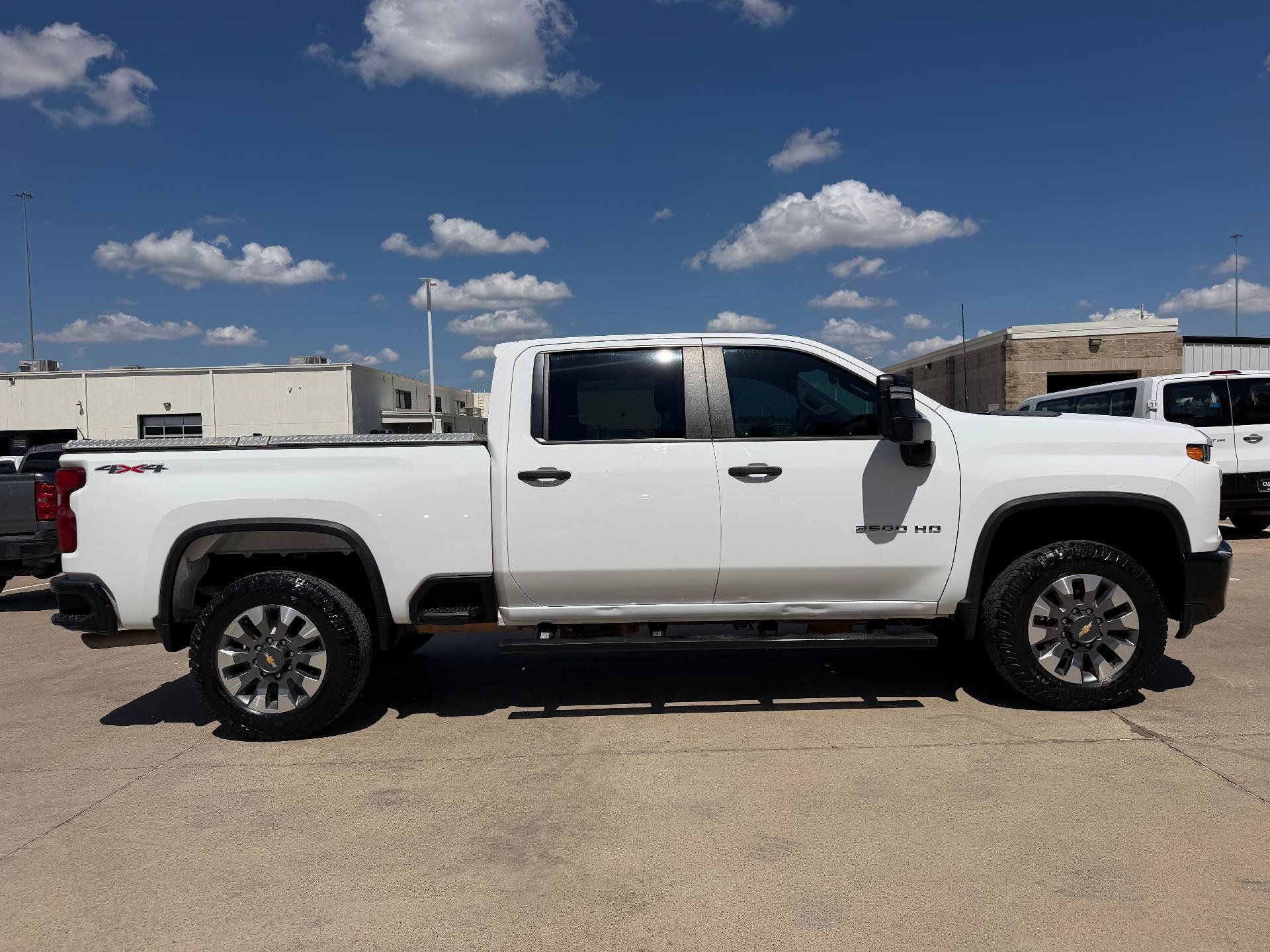 Used 2022 Chevrolet Silverado 2500 Custom w/ Custom Convenience Package AWD/4WD image 4