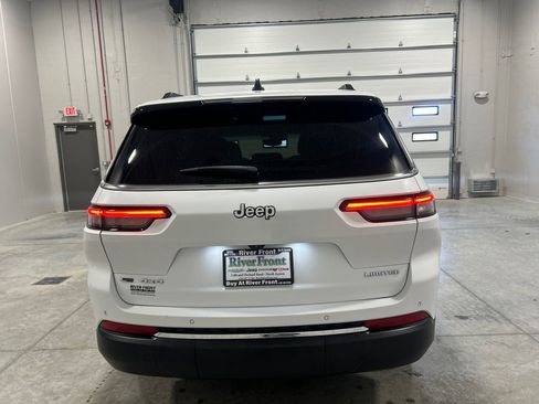 Used 2021 Jeep Grand Cherokee L Limited image 7